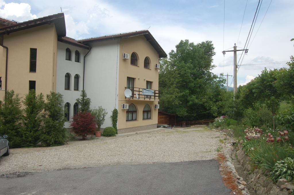 Casa Lacului Hotel Malaia Exterior photo